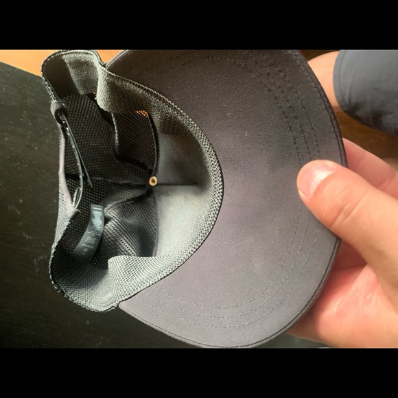 Men’s Lululemon Commission Hat - Picture 3 of 5